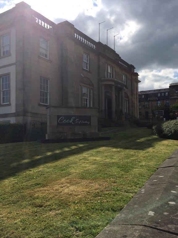 Cook'S Of Stirling Hotel Kültér fotó
