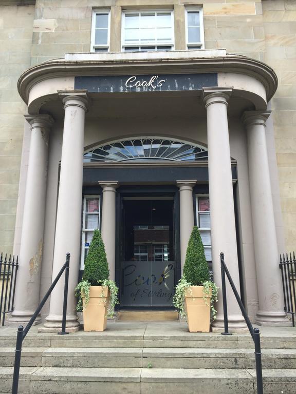 Cook'S Of Stirling Hotel Kültér fotó